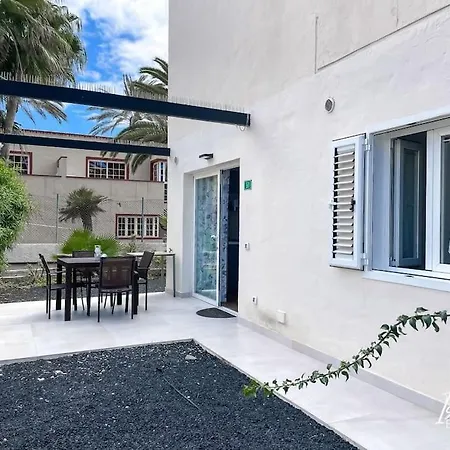 B-rent Alisios Playa Crispy Sunny * Corralejo